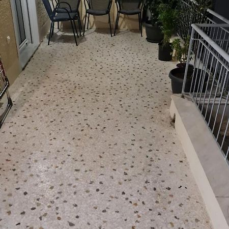 Апартаменты Διαμερισμα 4 Ατομων Афины Экстерьер фото